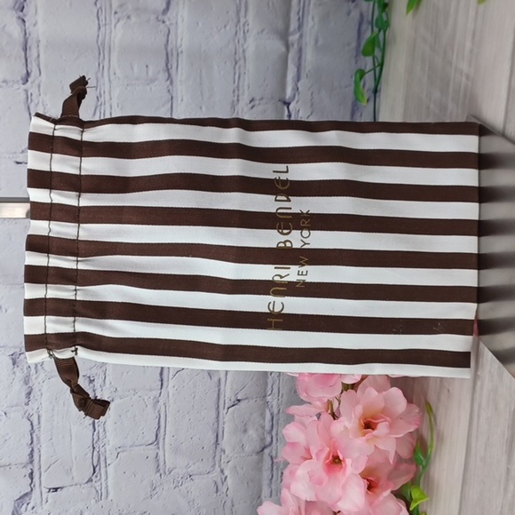 Henri Bendel West 57th Envelope Clutch/ Wristlet NWOT - Picture 11 of 11